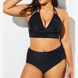Brand new. XL. V-neck bikini. Black.